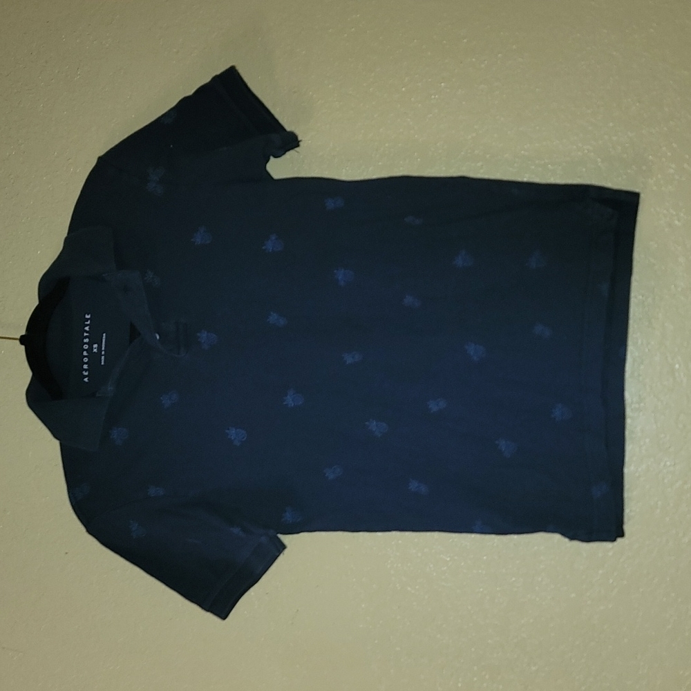Aeropostale XS men's Navy Polo with Blue Pineapple pattern.